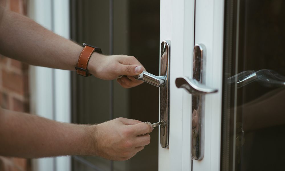 <span>The effect</span> of the <strong>ban on limited dual agency</strong> on <strong>buyers and sellers</strong> in B.C.