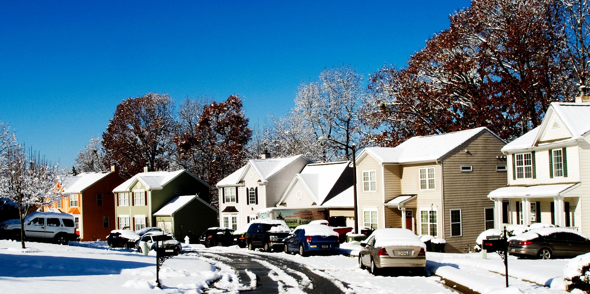 8 tips to protect your home when you go on vacation in the winter