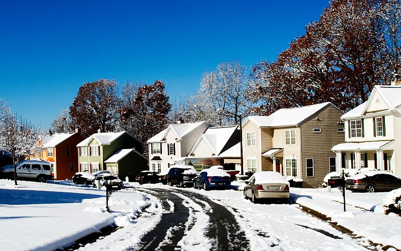 8 tips to protect your home when you go on vacation in the winter